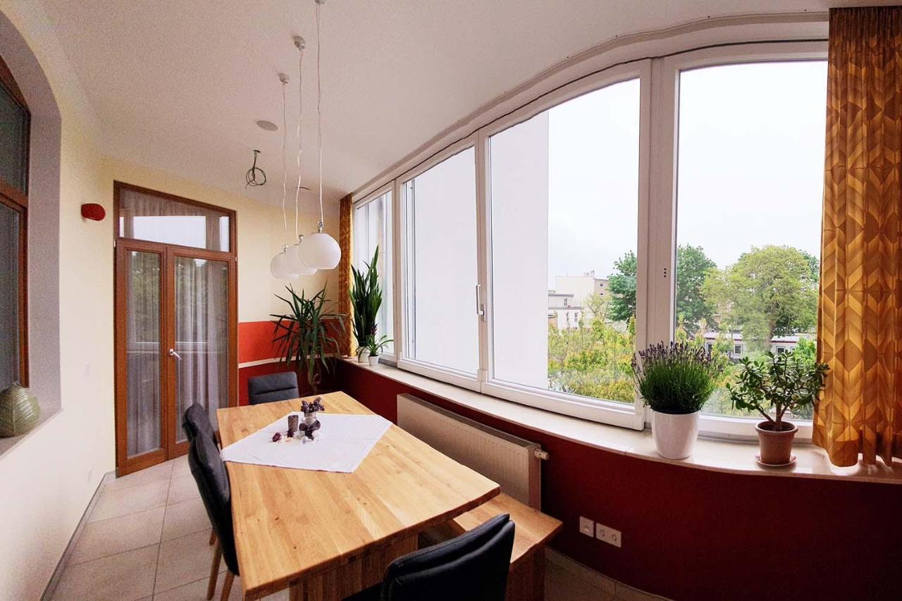 Luxus Ferienwohnung Mit Hochwertiger Ausstattung Wintergarten Chociebuż Zewnętrze zdjęcie